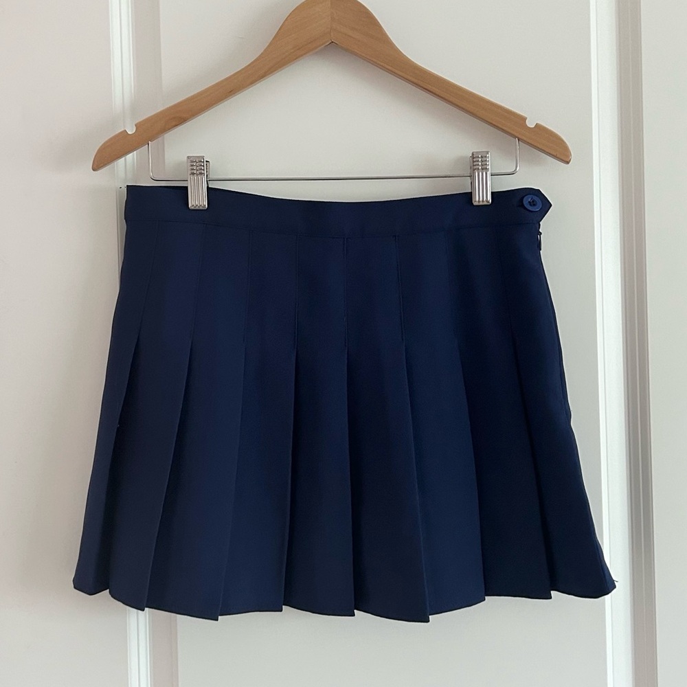 LAST CALL 🤍 navy blue pleated tennis skirt